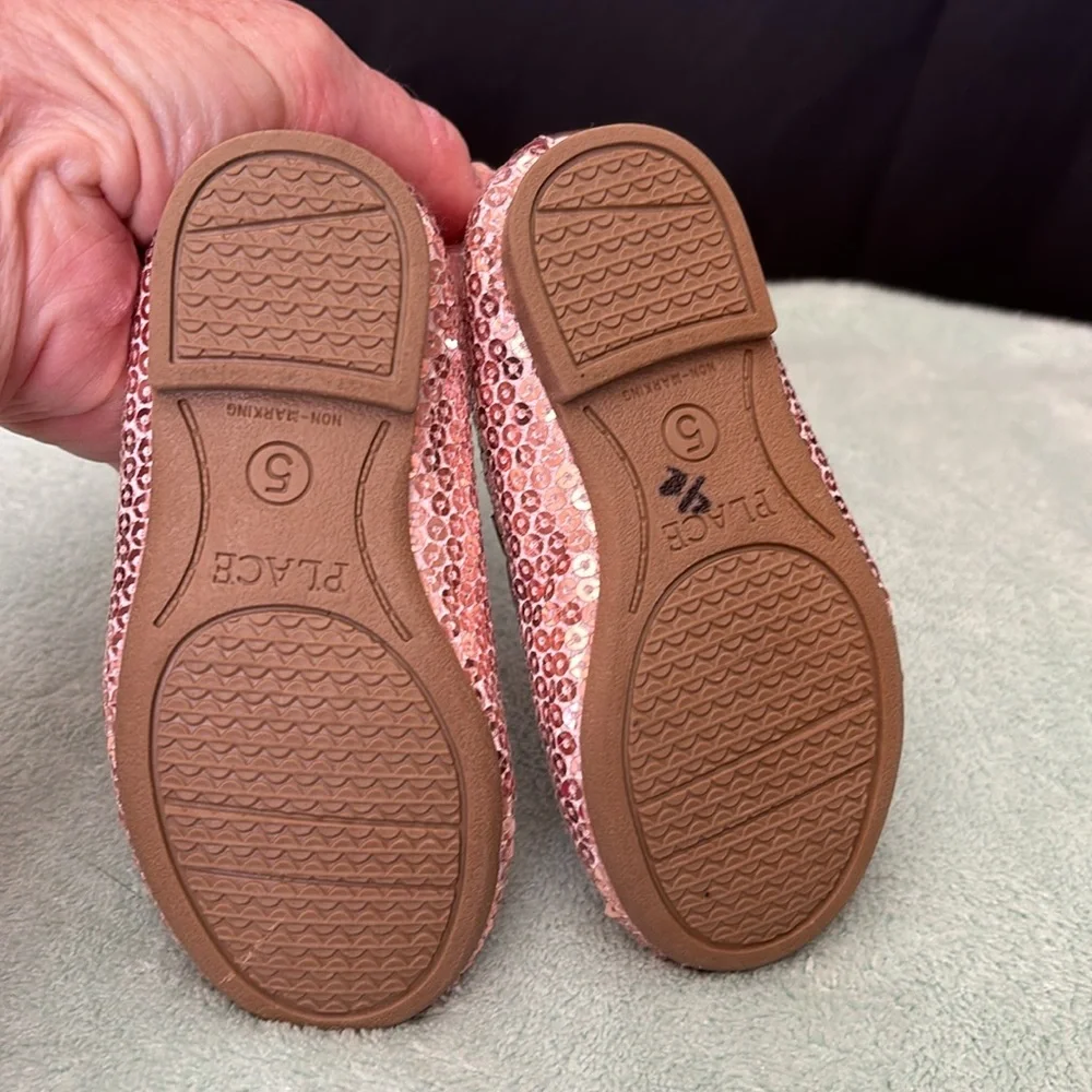 Children’s place sequin pink shoes, size 5
